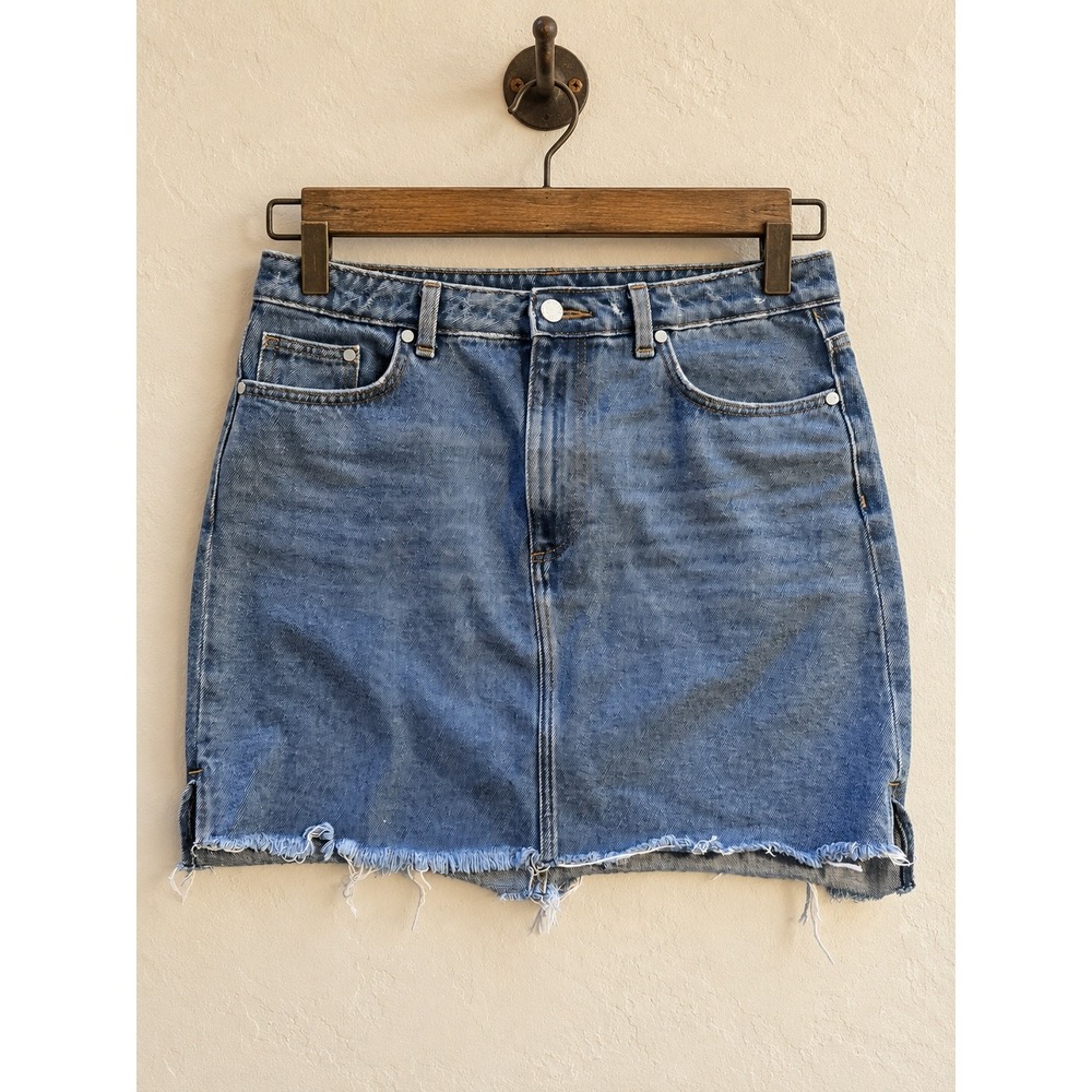 H&M Denim Mini Skirt Raw Hem Distressed Blue Size 12